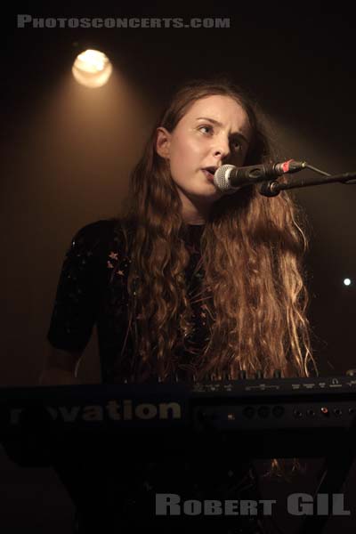 LET'S EAT GRANDMA - 2016-04-16 - PARIS - Point Ephemere - 